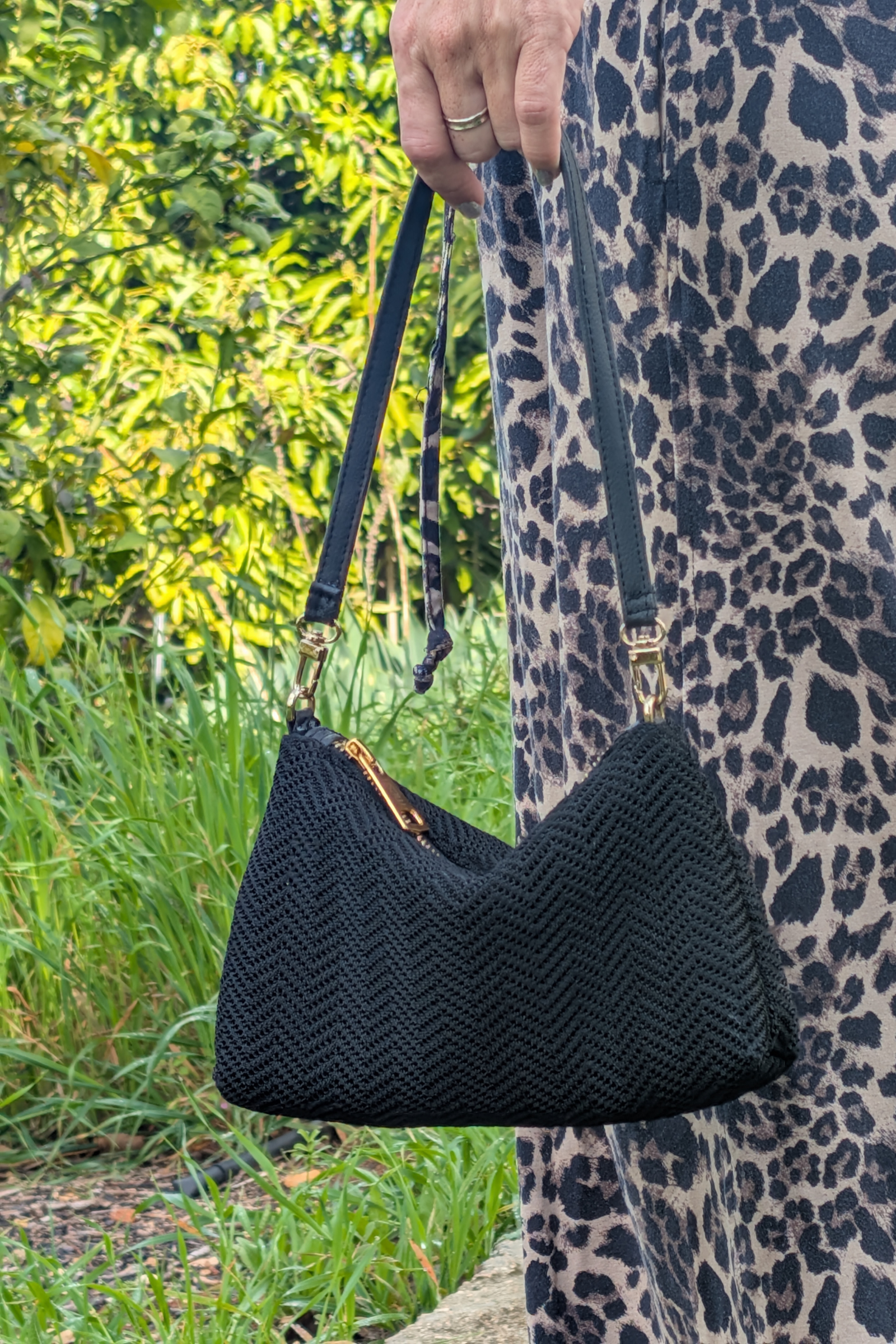 Mini MESH Bag - Black Zigzag