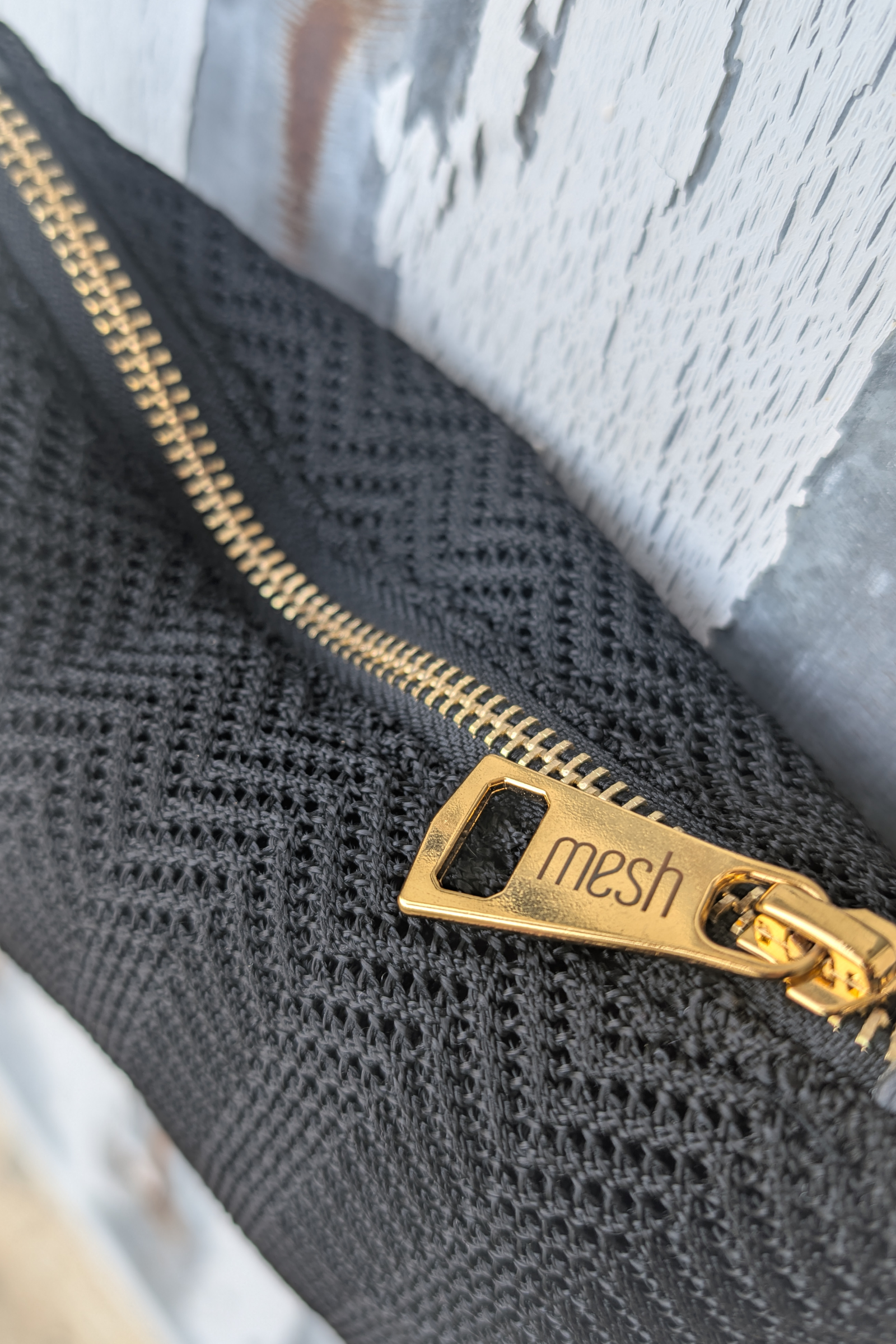 Mini MESH Bag - Black Zigzag