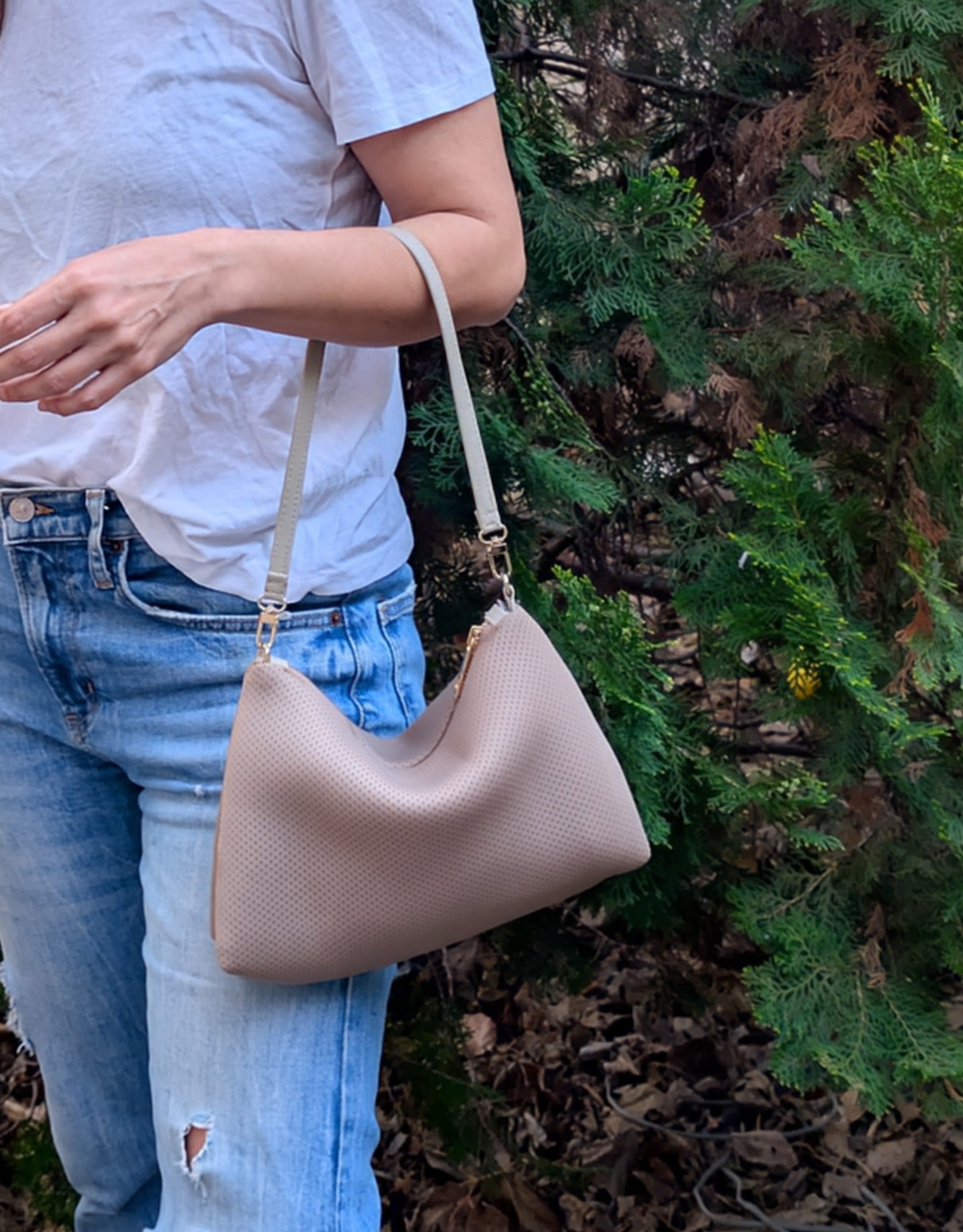 ZIPPER MESH BAG - SPORTY KHAKI