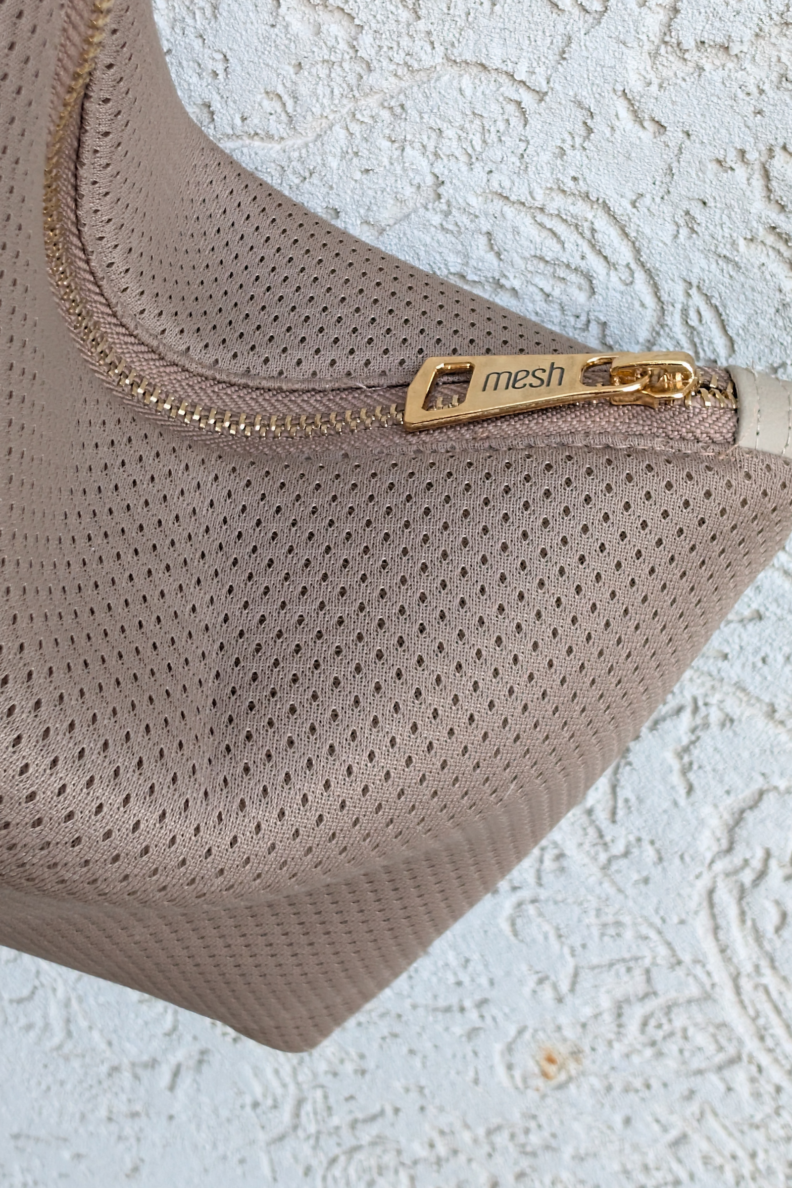 ZIPPER MESH BAG - SPORTY KHAKI