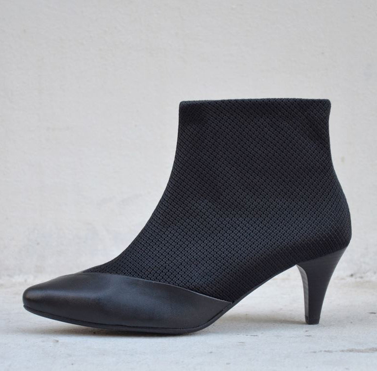 #16 SUPER BLACK MESH BOOTIES