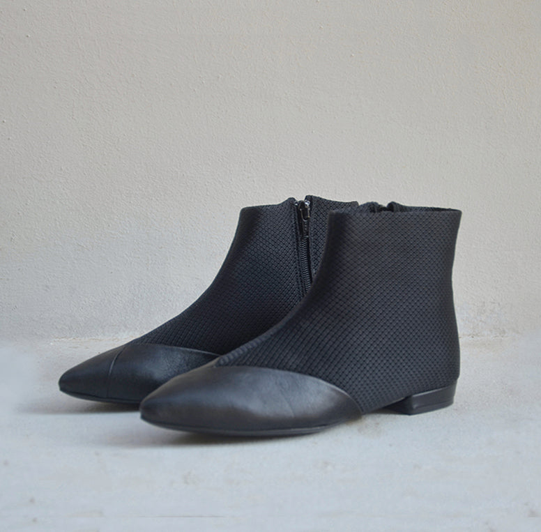 #16 FLAT - SUPER BLACK MESH BOOTIES