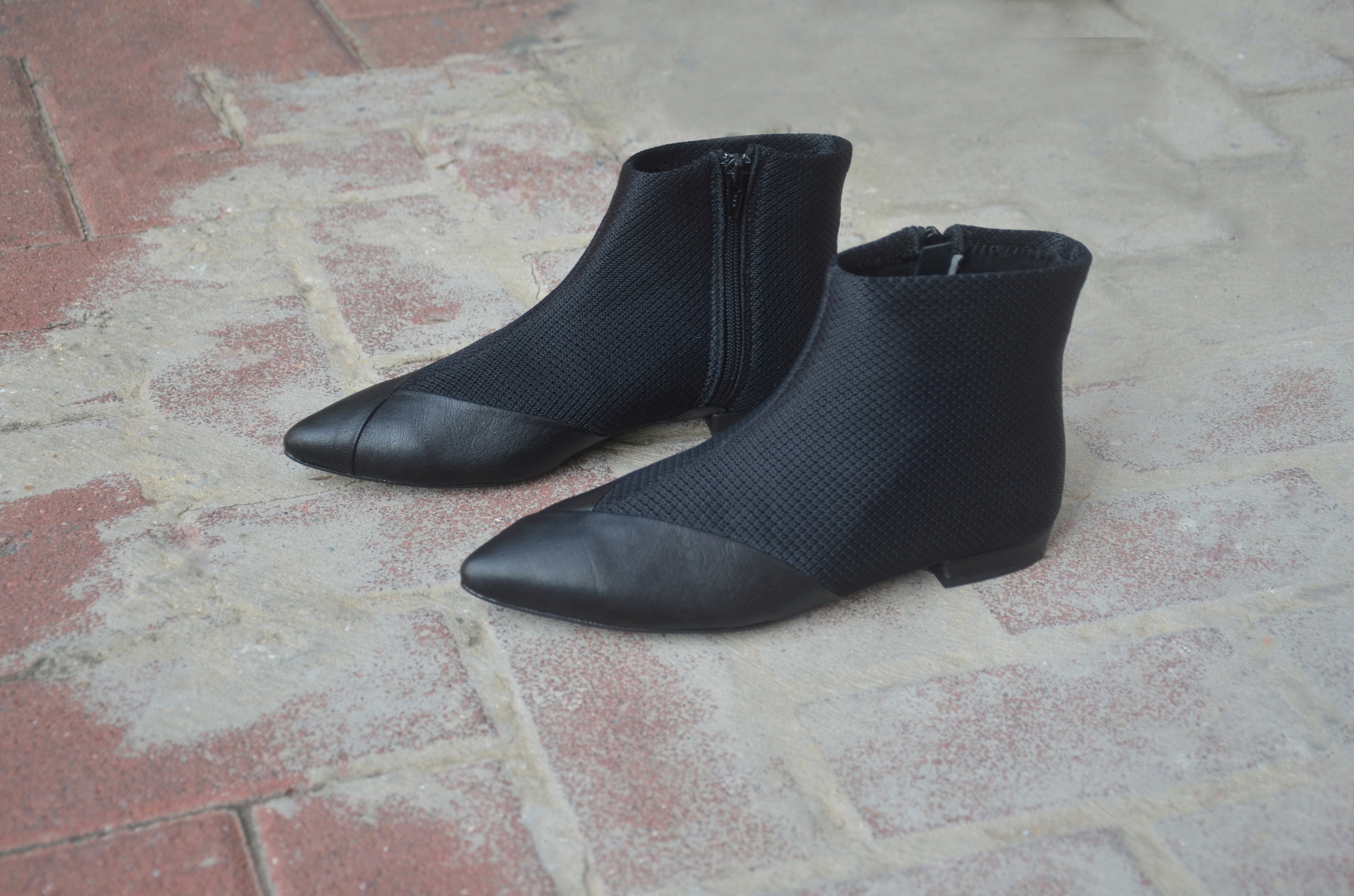 #16 FLAT - SUPER BLACK MESH BOOTIES